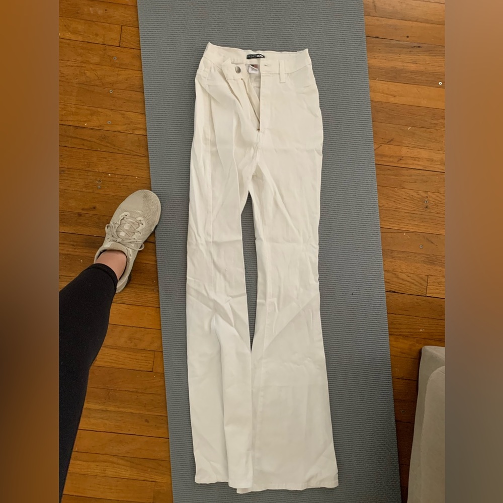 Worn once white bell bottom jeans